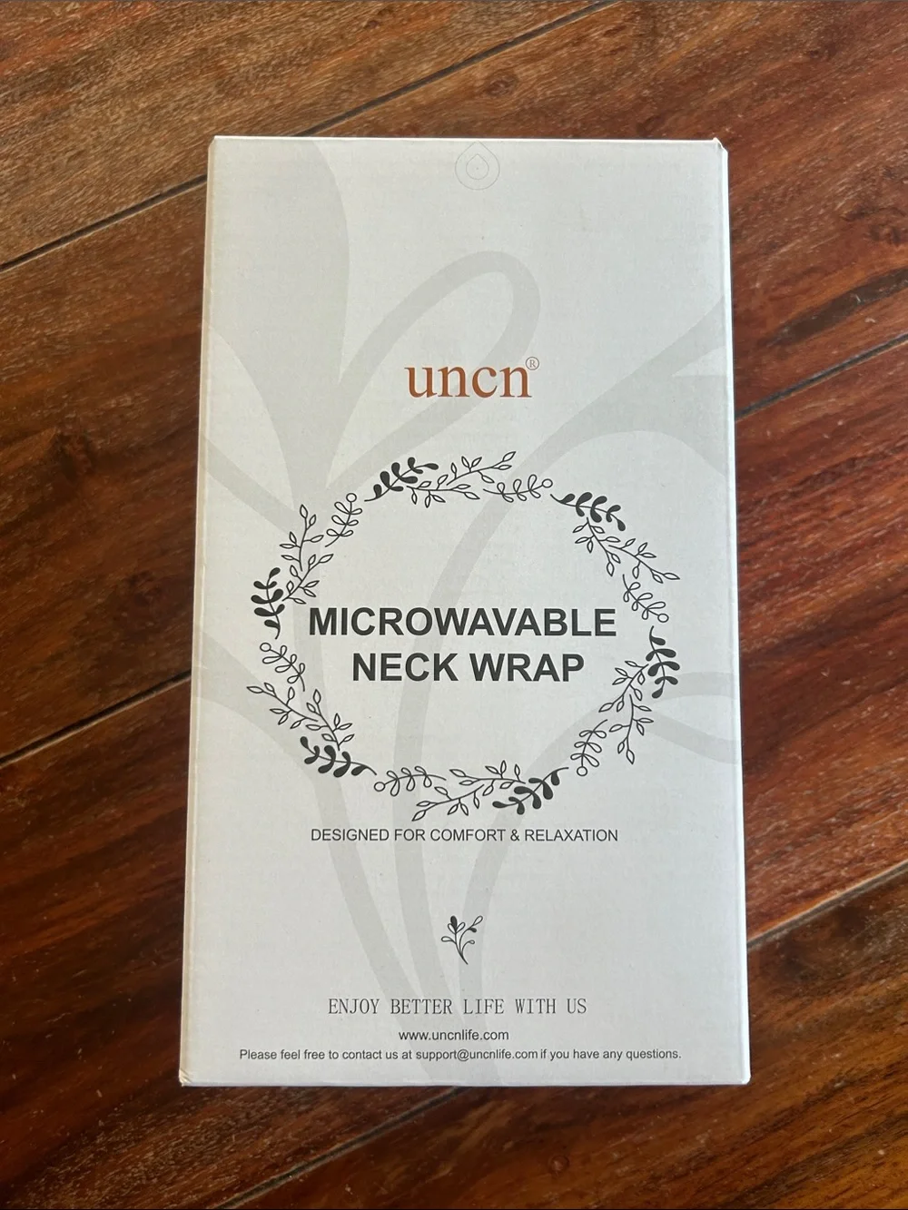 NWT Microwavable Neck Wrap - gray